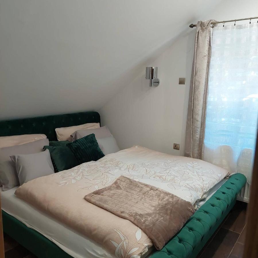 Dr Becsey Luxury Apartman Bekescsaba Exterior foto