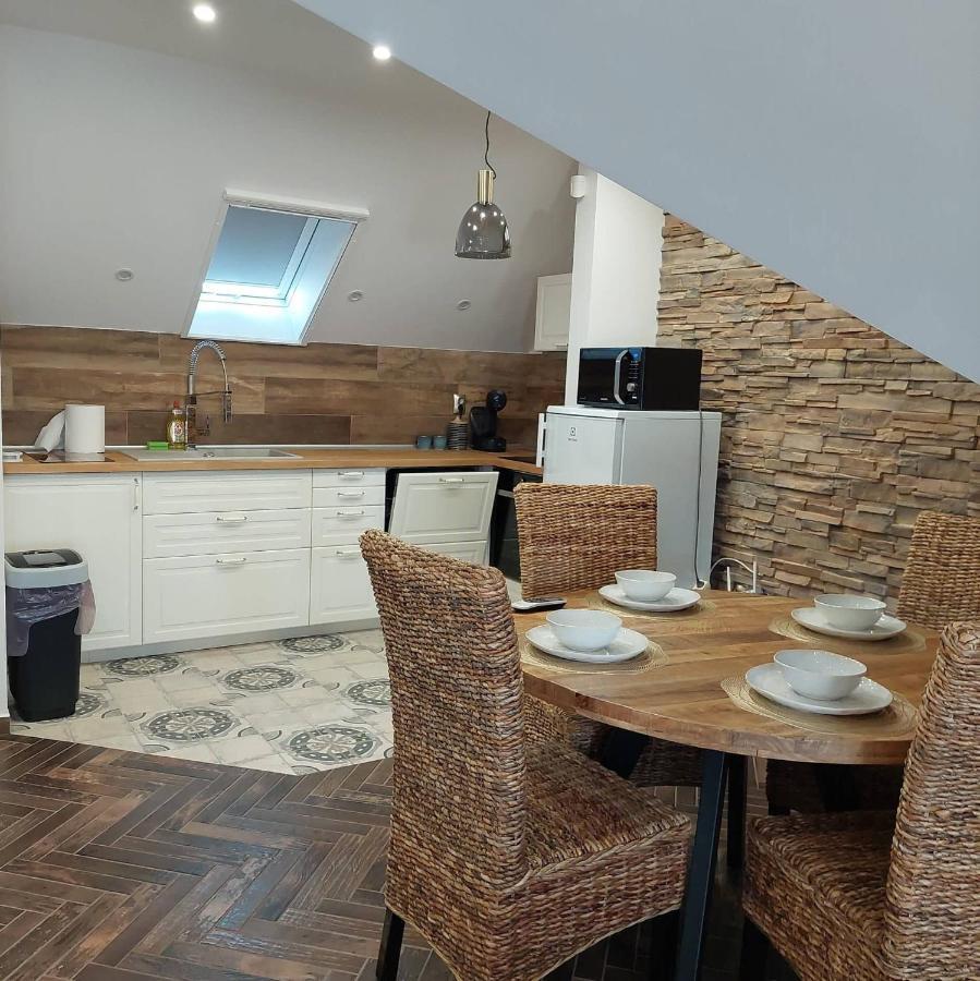 Dr Becsey Luxury Apartman Bekescsaba Exterior foto